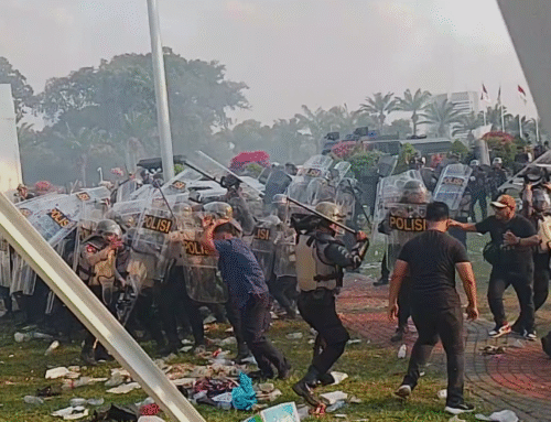 Menjelajahi Lottokrasi, Menyelamatkan Demokrasi