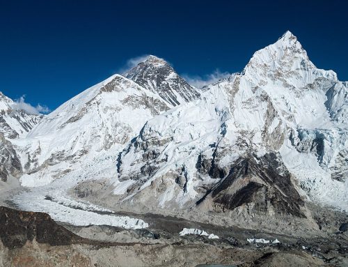 Gletser yang Runtuh di Nepal adalah Ulah Kita Semua
